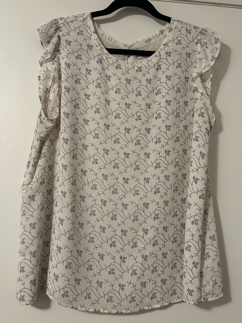LOFT sleeveless blouse